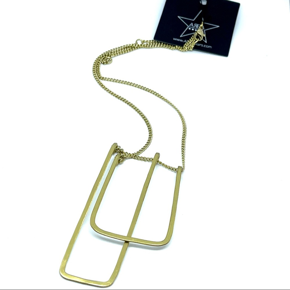 Rectangular Area Stars Necklace